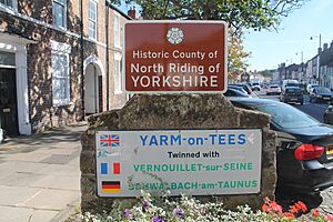 Yarm signage