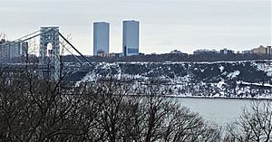 2021 George Washington Bridge, Fort Lee, and the Palisades in winter 1