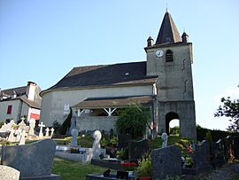 Alos (Alos-Sibas-Abense, Pyr-Atl, Fr) L'église.JPG