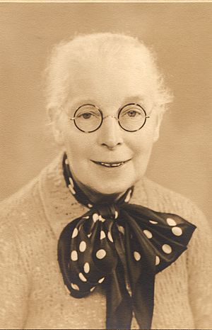 Amy Helen Francis Hadow (born Toghoo, Bengal 21 December 1867 died Cheltenham, Gloucester, England 17 July 1953)