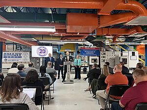Andre Carson Apprentices Smart Union Works