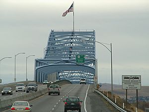 Blue Bridge in Pasco, Washington - roadway view (2006)
