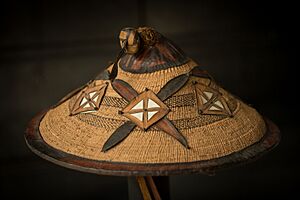 Chapeau berger Peul-Institut d'ethnologie de Strasbourg-2
