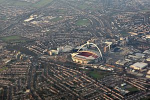 Cmglee London Wembley aerial.jpg
