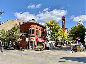Conklin Block, State Street and Henry Street, Madison, WI (52734132594)