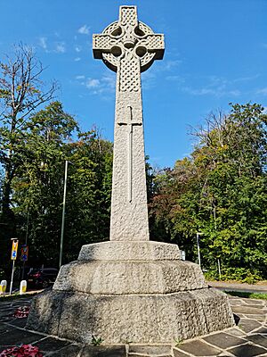 Epsom & Ewell war memorial 20200920 121005 (50362217338)