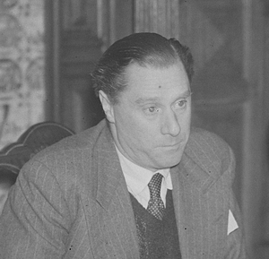 Fillmregisseur Carol Reed (van de film The Third Man) in Amsterdam, Bestanddeelnr 903-7970 (cropped)