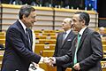 Flickr - Convergència Democràtica de Catalunya - Ramon Tremosa i Mario Draghi, president del BCE, al Parlament Europeu de Brussel·les 1-12-2011