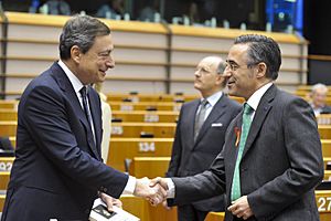 Flickr - Convergència Democràtica de Catalunya - Ramon Tremosa i Mario Draghi, president del BCE, al Parlament Europeu de Brussel·les 1-12-2011
