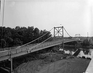 Hutsonville Bridge.jpg