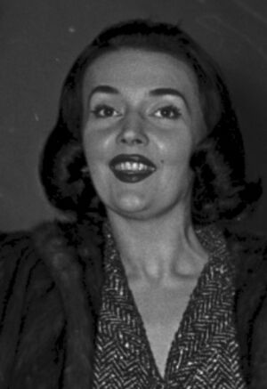 Ludmilla Tcherina 1955 Frankfurt airport (cropped).jpg