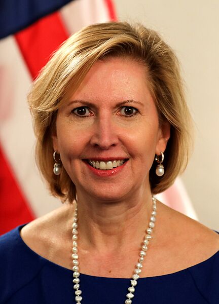 Mira Ricardel official photo