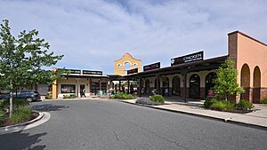 Plaza Del Mercado BBQ Chicken Aspen Hill MD 2024-05-25 08-56-29.jpg