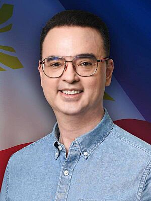 Senator Alan Peter Cayetano (2022) (cropped)