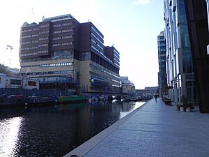 St Mary's Hospital from the canal