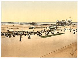 The pier, Rhyl, Wales LOC 3751627315.jpg