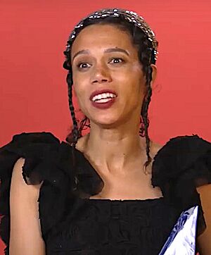 Vinette Robinson 2021.jpg