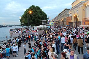 Admiralty Embankment of Neva River in Saint Petersburg during the White nightsIMG 4236
