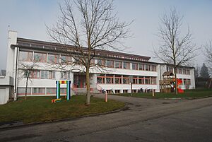 Aedermannsdorf lernejo 051