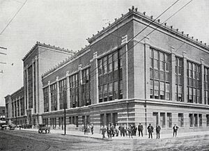 Albert G. Lane Technical High School 1908–1934 (cropped)