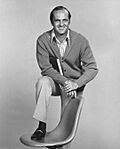 Bob Newhart "The Bob Newhart Show" (1972 CBS press photo)