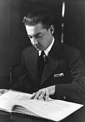 HERBERT VON KARAJAN 写真 Herbert von Karajan Facts for Kids