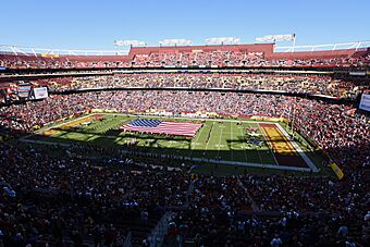 Commanders vs Giants (53345178211).jpg