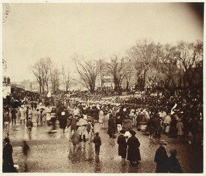 Crowd at Lincoln's second inauguration, March 4, 1865 LCCN00650929