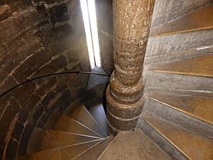 Escalera de la torre del Miguelete, o Micalet, de la catedral de Valencia, España