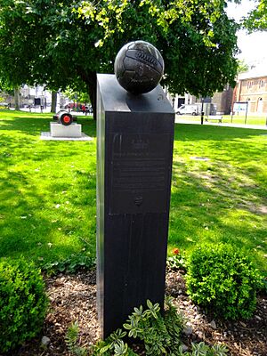 Flickr - davehighbury - Royal Arsenal Woolwich London 019