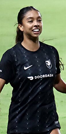 Houston Dash vs Angel City FC, 2023-10-08 (53255838146) (cropped) Madison Hammond