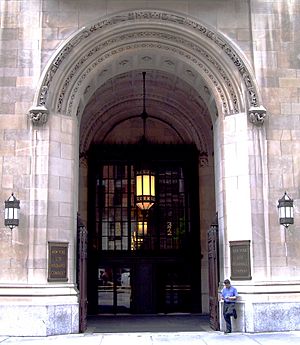 New York Life Building Park Ave arch