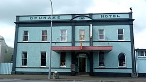 Opunake Hotel 1915