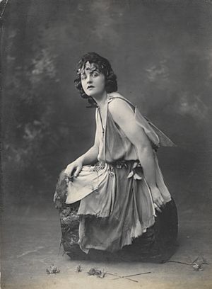 Travers in the role of Titania in a production of A Midsummer Night's Dream, c. 1924