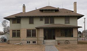 Quivey house (Mitchell, Nebraska) from E 1