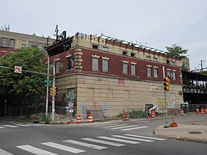 Spring Garden Street Station from southeast 3