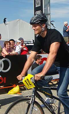 Tom Brady Hyannis May 2009
