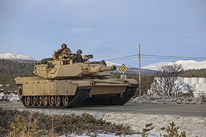 Trident Juncture 18 - U.S. Marines advance on Folldal 4871351