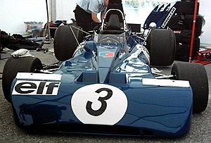 Tyrrell 003 Ford garage