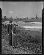 Uclamss 1429 10933 LATimes T. J. Hoyt and Dorothy Evans look towards the salt Lake tract, proposed pleasure harbor site, Redondo Beach, 1935