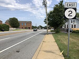 2022-07-24 14 38 06 View east along Delaware State Route 2 (Robert Kirkwood Highway) at New Road and Linden Avenue in Elsmere, New Castle County, Delaware