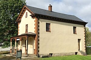 211 Main Street, Ledgewood, NJ - King Store