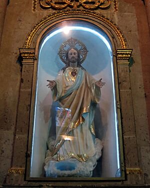 Basílica de Nuestra Señora de Zapopan (Jalisco, Mexico) - statue, Sacred Heart of Jesus