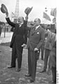 Bundesarchiv Bild 102-12084, Berlin-Tempelhof, Abreise Ramsay MacDonalds