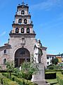 Cangas de Onís - Iglesia de Nuestra Señora de la Asunción y Monumento a Don Pelayo 2
