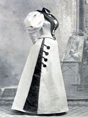 Casneaus dress from her guide