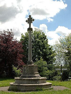 Chipstead War Memorial - geograph.org.uk - 12068