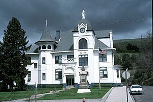 Garfield County Courthouse in Pomeroy
