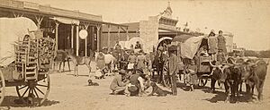 Immigrants going through San Angelo, Texas (11934905704) (cropped)