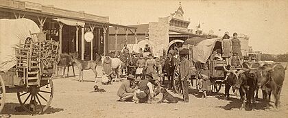 Immigrants going through San Angelo, Texas (11934905704) (cropped)